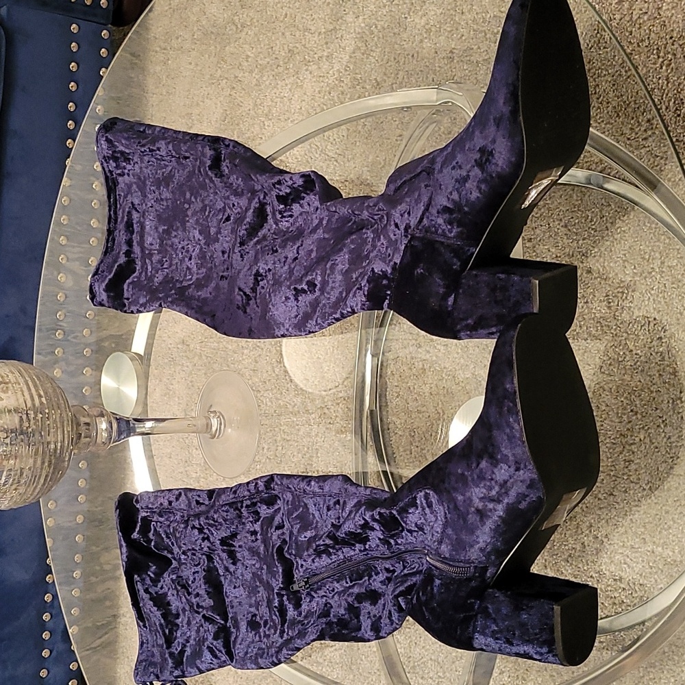 Adina Navy velvet thigh high 3 inch heeled boots in a sz. 9.5 Brand-new!